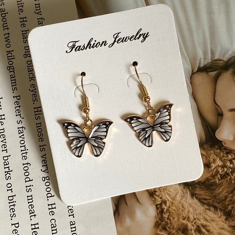 Fashion Women Necklace Korea Style New Butterfly Pendant Necklace Gift For Girl Cute Lovely Neck Jewelry Wholesale Dropshipping